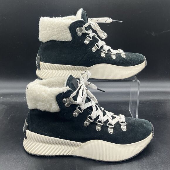 Sorel Women's Out N About II Conquest WATERPROOF Boots Size 6.5 NL4434-010 - Picture 1 of 8